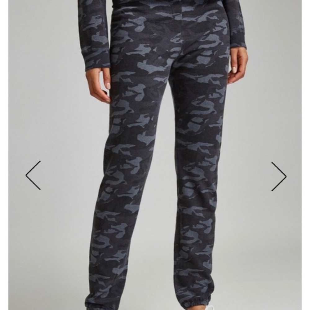 Monrow Camo Sweatpants